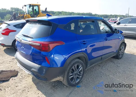 2021 Kia Seltos из США, поврежденный, VIN KNDEPCAA9M7189657